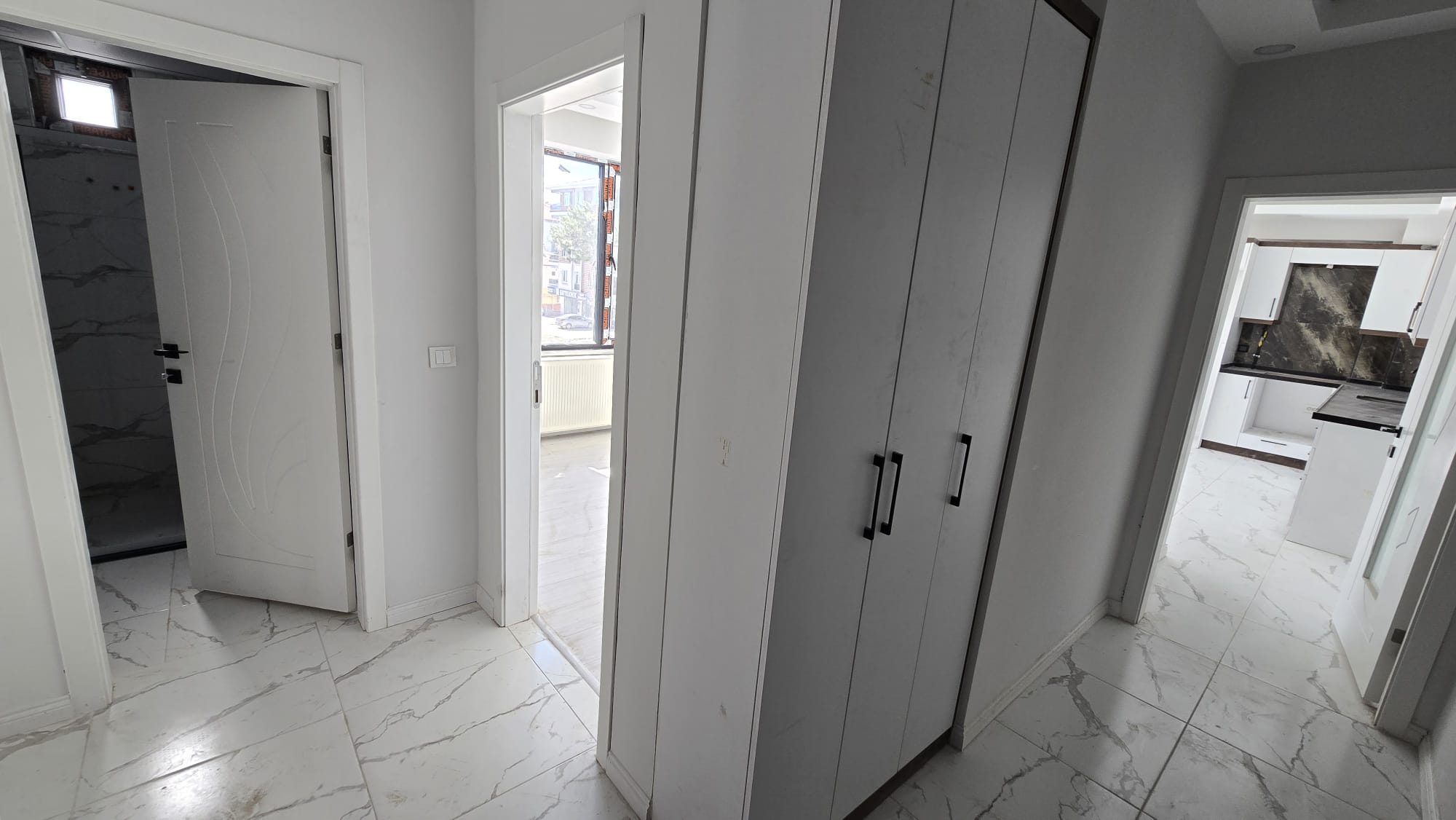 MABEL'DEN ŞEHİR MERKEZİNDE, MÜKEMMEL KONUMDA SATILIK 2+0 DAİRE